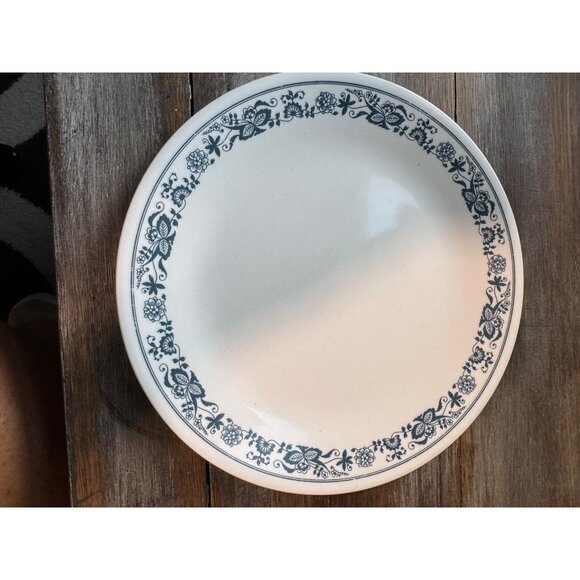 2 Vintage White Plates With Blue Floral Design 8" Diameter Dinnerware - Picture 2 of 9